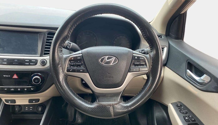 2018 Hyundai Verna 1.6 VTVT SX O, Petrol, Manual, 33,937 km, Steering Wheel Close Up