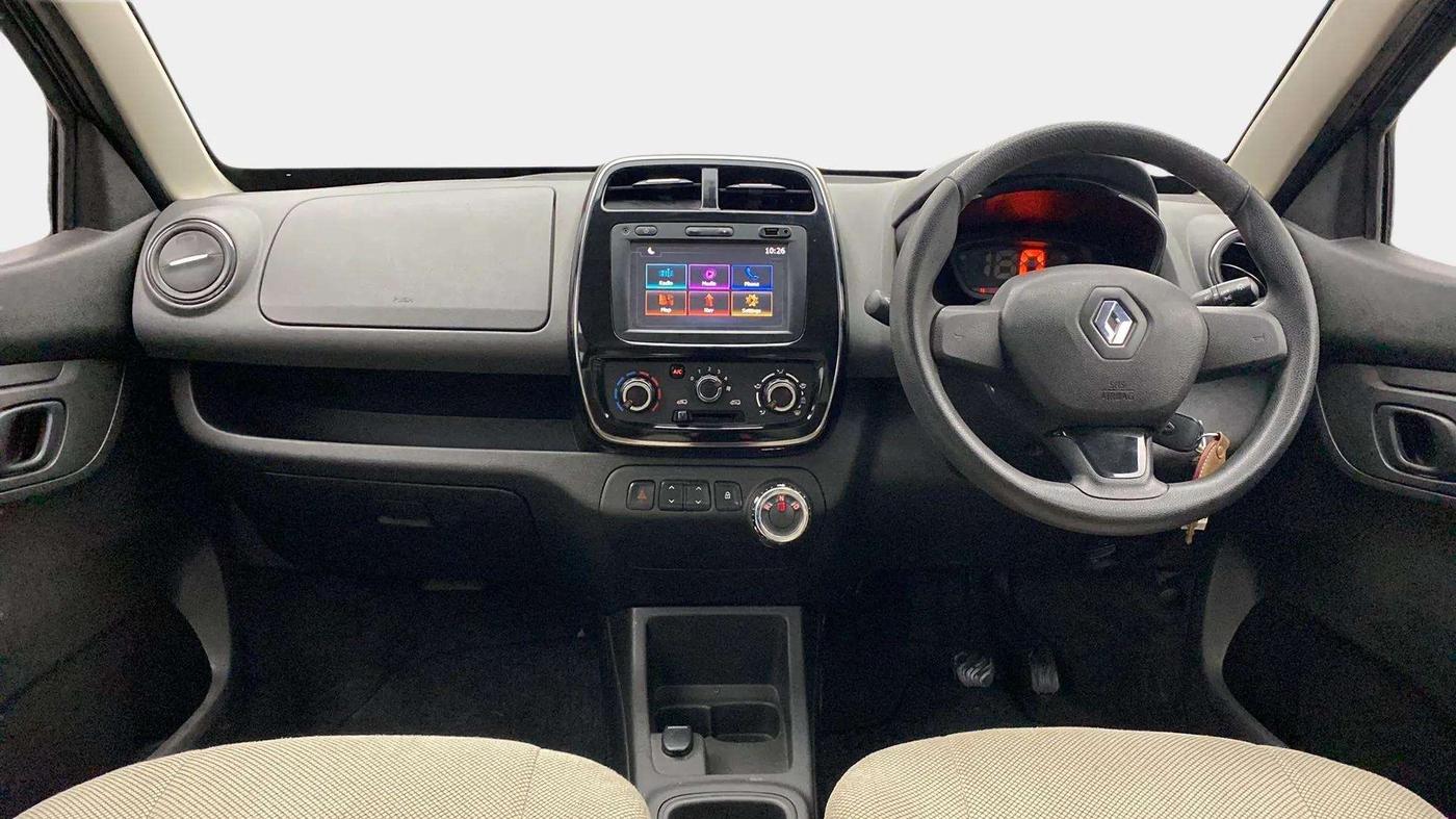 2018 Renault Kwid RXT 1.0 AMT (O), Petrol, Automatic, 30,389 km, Dashboard