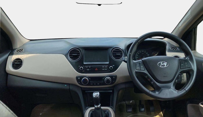 2018 Hyundai Xcent SX 1.2 (O), Petrol, Manual, 38,704 km, Dashboard