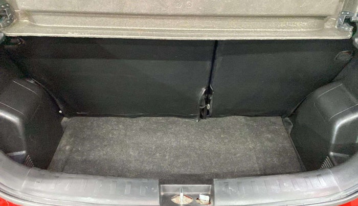 2015 Maruti Swift VXI, Petrol, Manual, 29,728 km, Boot Inside