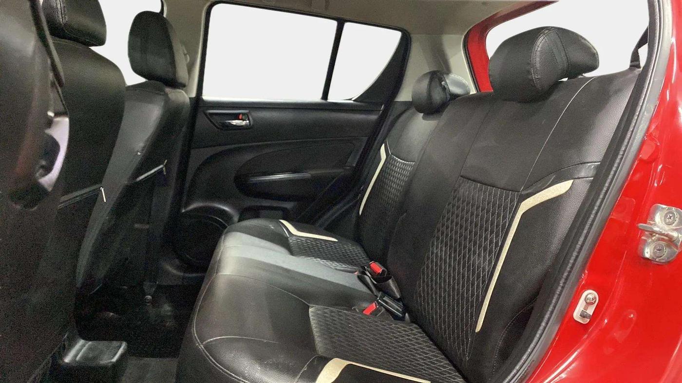 2015 Maruti Swift VXI, Petrol, Manual, 29,728 km, Right Side Rear Door Cabin