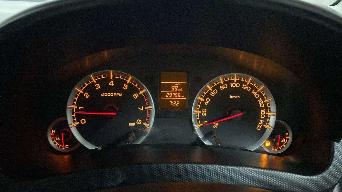 2015 Maruti Swift VXI, Petrol, Manual, 29,728 km, Odometer Image