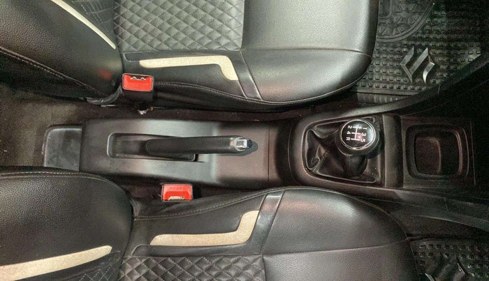 2015 Maruti Swift VXI, Petrol, Manual, 29,728 km, Gear Lever