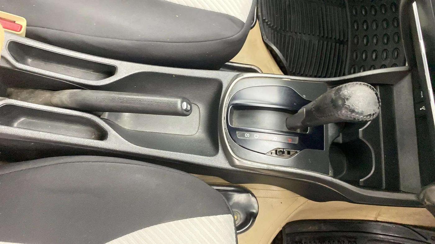 2015 Honda City 1.5L I-VTEC VX CVT, Petrol, Automatic, 91,716 km, Gear Lever