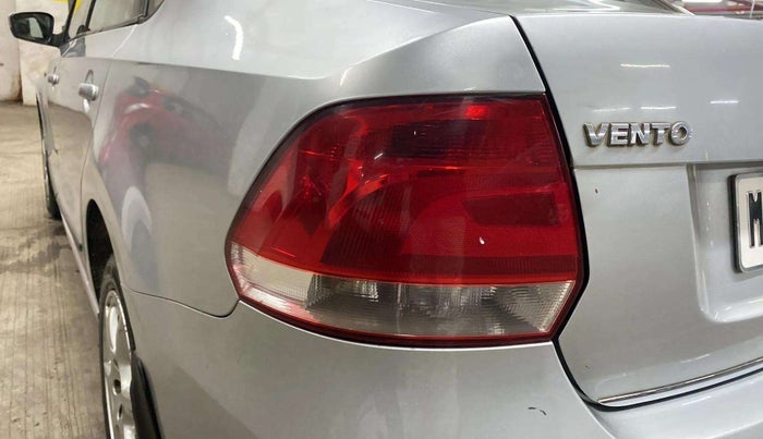 2014 Volkswagen Vento HIGHLINE PETROL AT, Petrol, Automatic, 69,053 km, Left tail light - < 2 inches,no. = 2