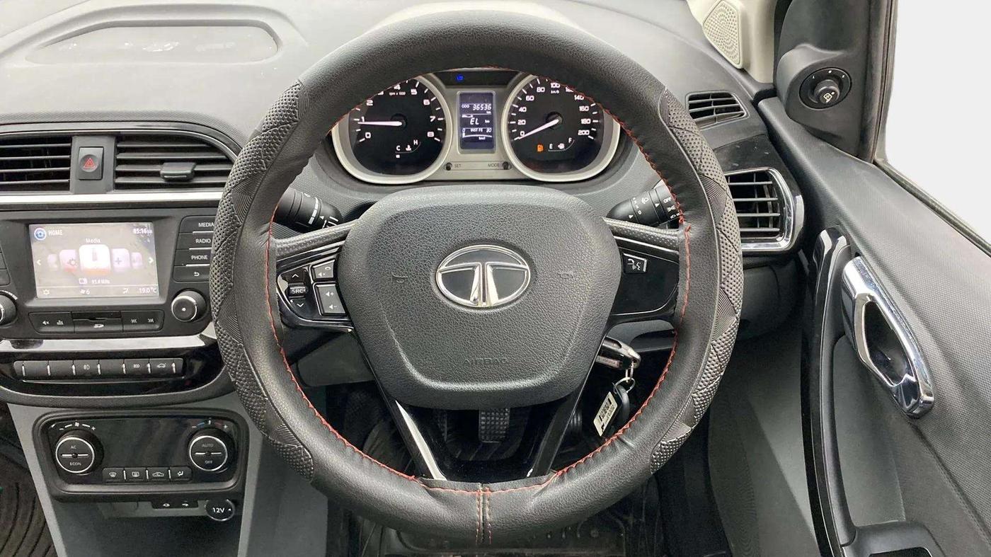 2017 Tata TIGOR XZ (O) PETROL, Petrol, Manual, 36,498 km, Steering Wheel Close Up