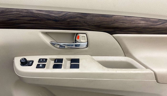 2020 Maruti Ertiga ZXI AT SHVS, Petrol, Automatic, 43,460 km, Driver Side Door Panels Control