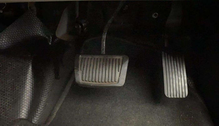 2020 Hyundai Verna SX 1.5 VTVT IVT, Petrol, Automatic, 74,438 km, Pedals