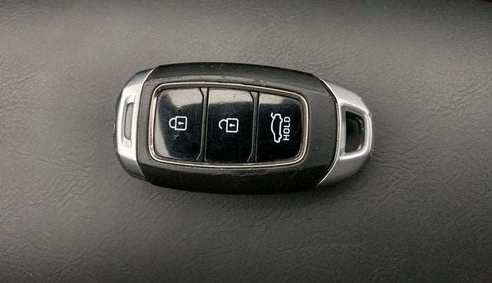 2020 Hyundai Verna SX 1.5 VTVT IVT, Petrol, Automatic, 74,438 km, Key Close Up