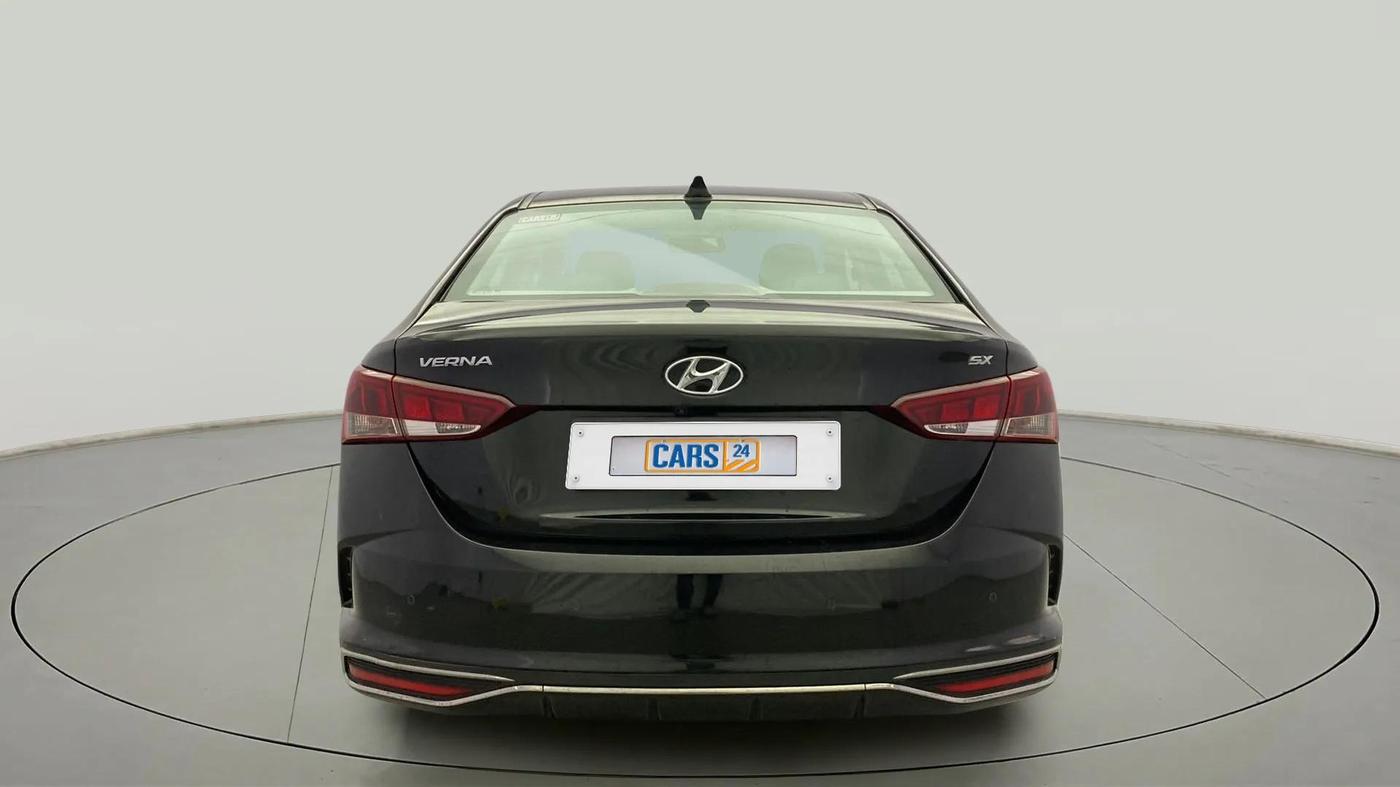 2020 Hyundai Verna SX 1.5 VTVT IVT, Petrol, Automatic, 74,438 km, Back/Rear