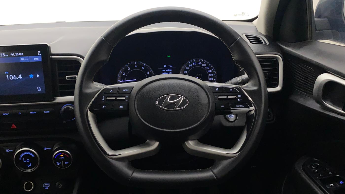 2021 Hyundai VENUE SX 1.0 (O) TURBO, Petrol, Manual, 59,365 km, Steering Wheel Close Up