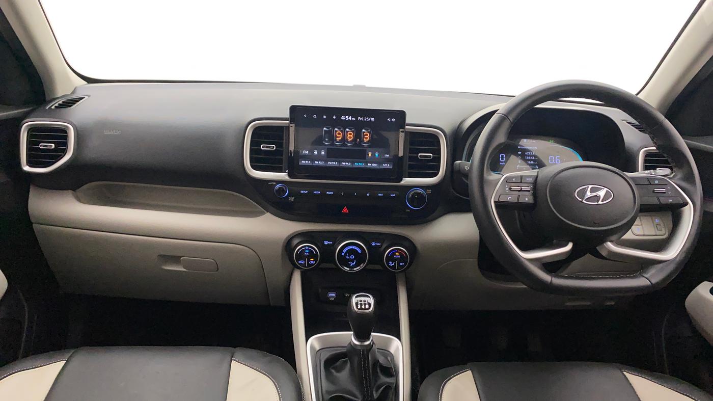 2022 Hyundai VENUE SX 1.2 PETROL, Petrol, Manual, 24,109 km, Dashboard