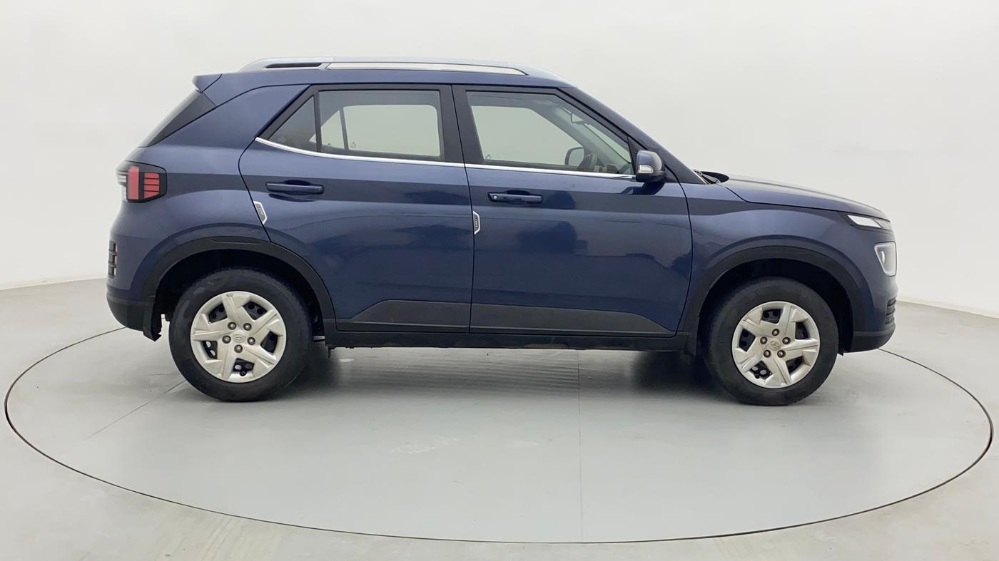 2022 Hyundai VENUE SX 1.2 PETROL, Petrol, Manual, 24,109 km, Right Side View