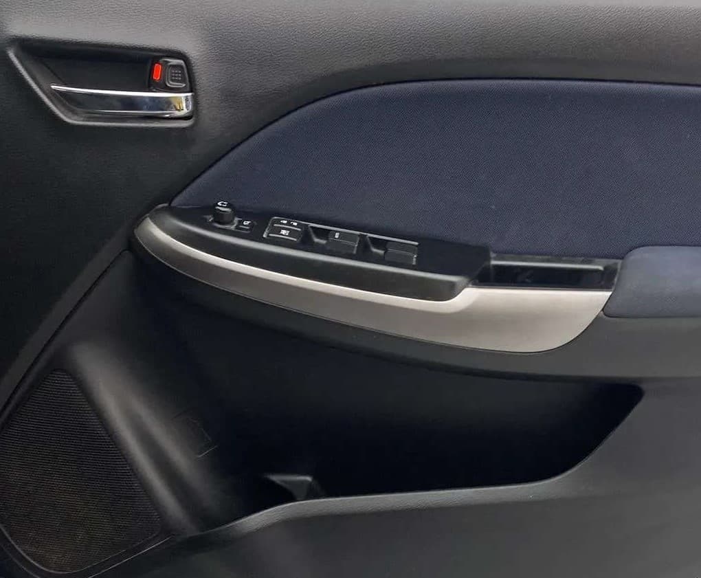 2021 Maruti Baleno ZETA PETROL 1.2, Petrol, Manual, 27,640 km, Driver Side Door Panels Control