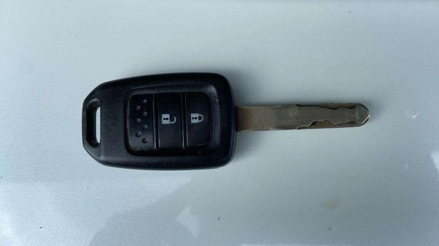 2016 Honda Jazz 1.2L I-VTEC V, Petrol, Manual, 56,656 km, Key Close Up