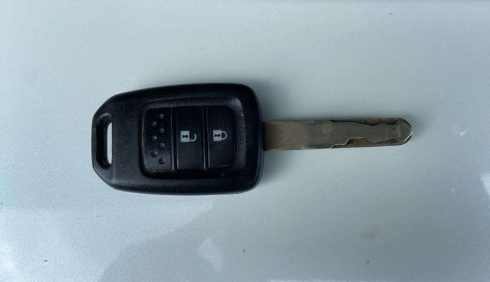 2016 Honda Jazz 1.2L I-VTEC V, Petrol, Manual, 56,656 km, Key Close Up