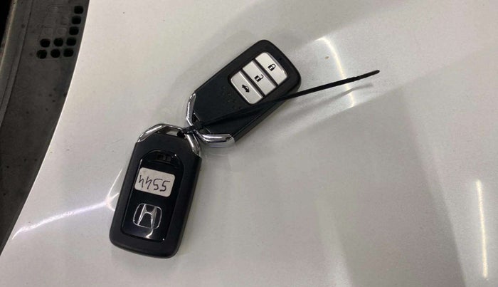 2017 Honda City 1.5L I-VTEC ZX CVT, Petrol, Automatic, 56,050 km, Key Close Up