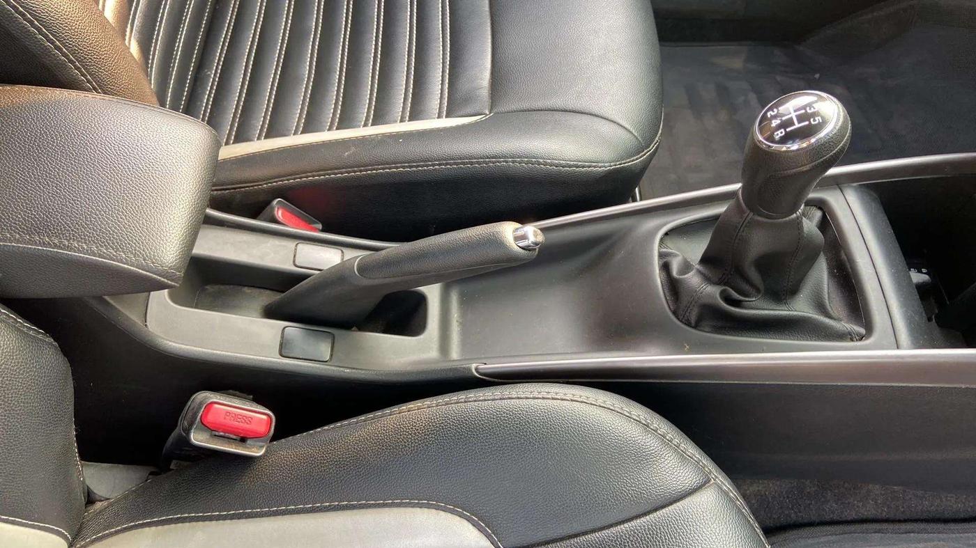 2019 Maruti Baleno ZETA PETROL 1.2, Petrol, Manual, 37,695 km, Gear Lever