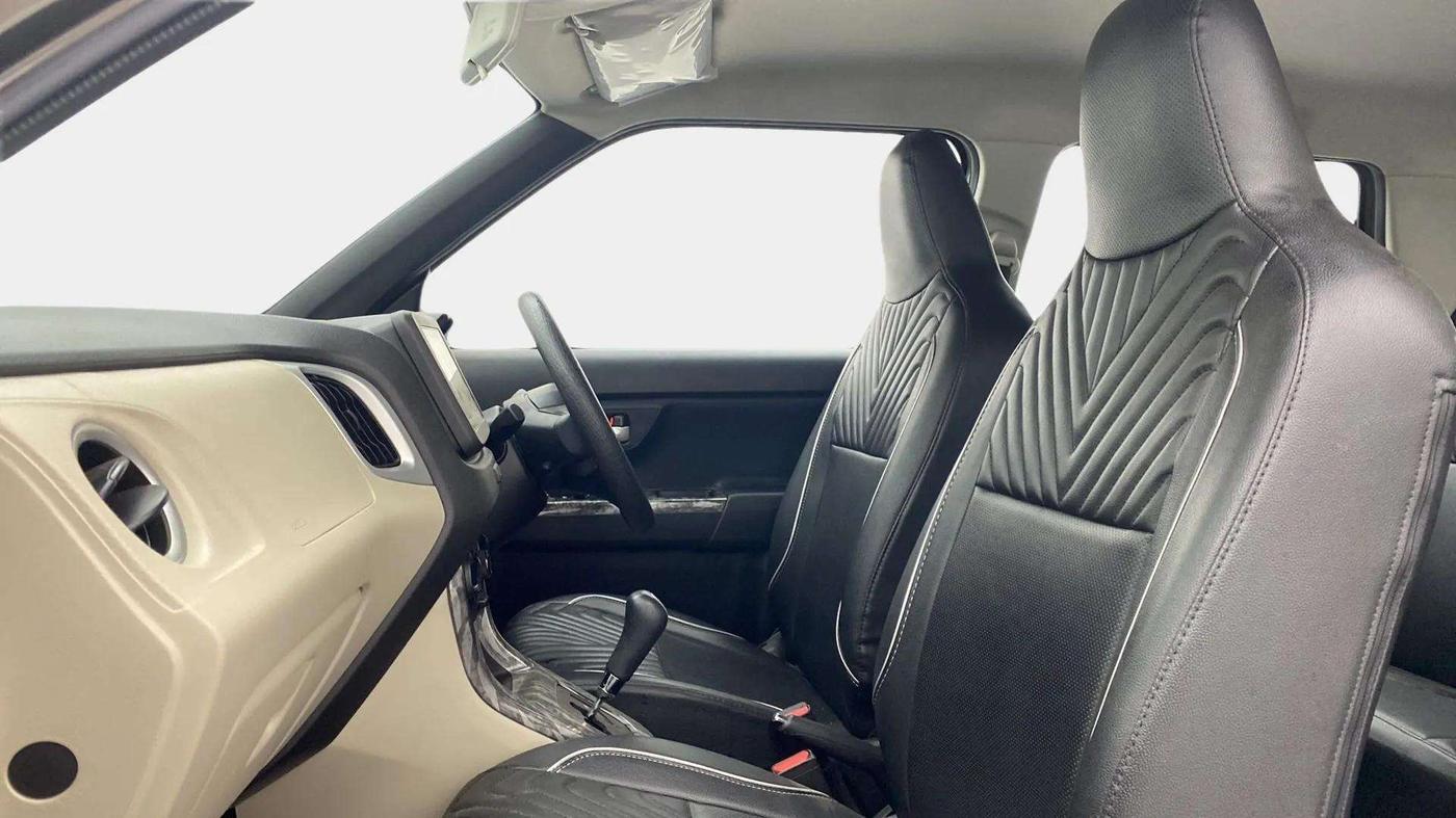 2021 Maruti New Wagon-R ZXI 1.2 AMT, Petrol, Automatic, 17,720 km, Right Side Front Door Cabin