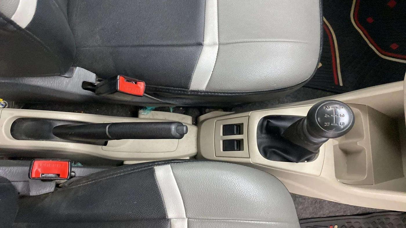 2021 Maruti Alto LXI, Petrol, Manual, 30,233 km, Gear Lever