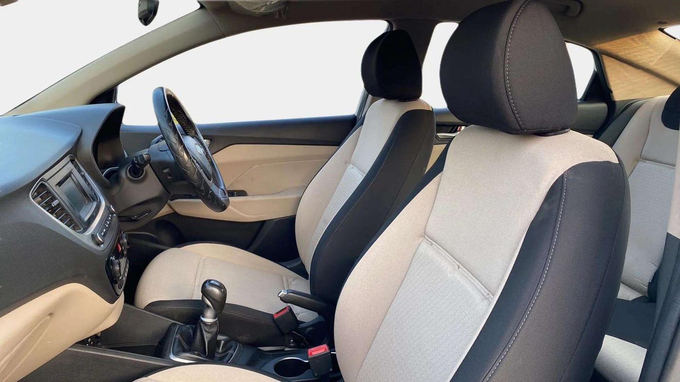 2019 Hyundai Verna 1.4 EX CRDI, Diesel, Manual, 61,456 km, Right Side Front Door Cabin