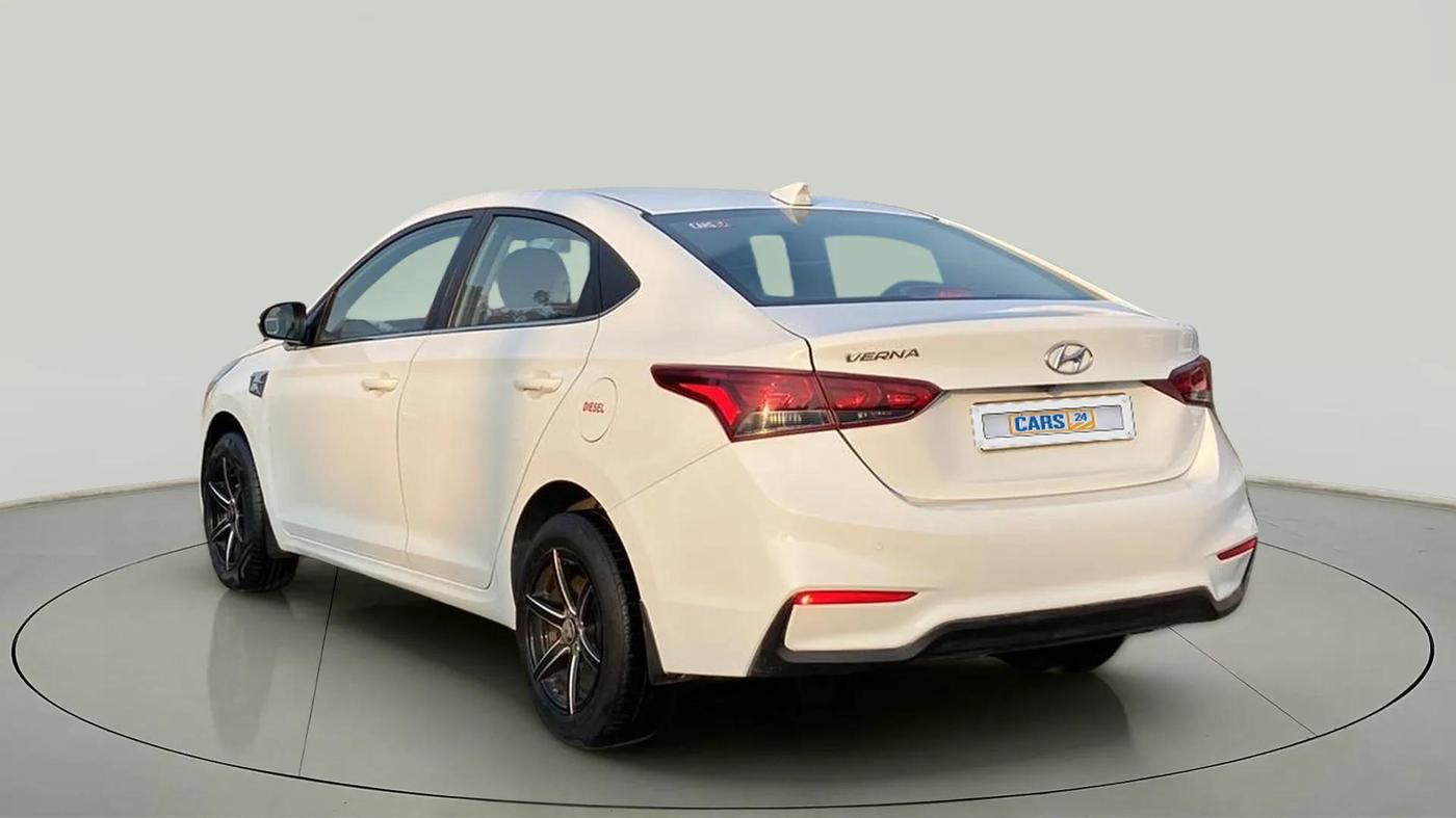 2019 Hyundai Verna 1.4 EX CRDI, Diesel, Manual, 61,456 km, Left Back Diagonal