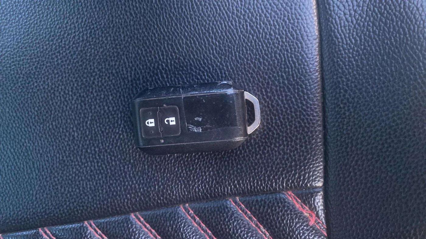 2019 Maruti Swift ZXI PLUS, Petrol, Manual, 47,908 km, Key Close Up