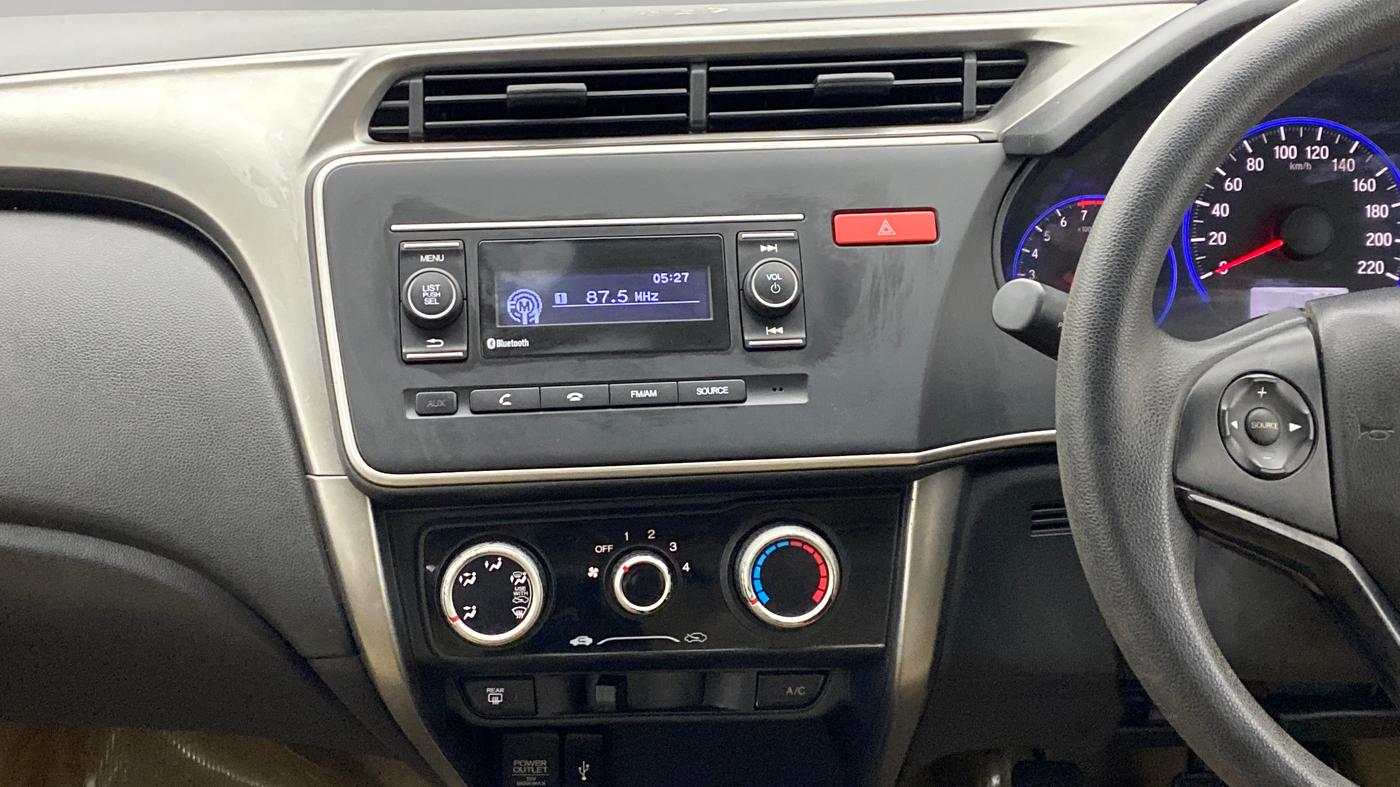 2014 Honda City S MT PETROL, Petrol, Manual, 1,00,009 km, Air Conditioner