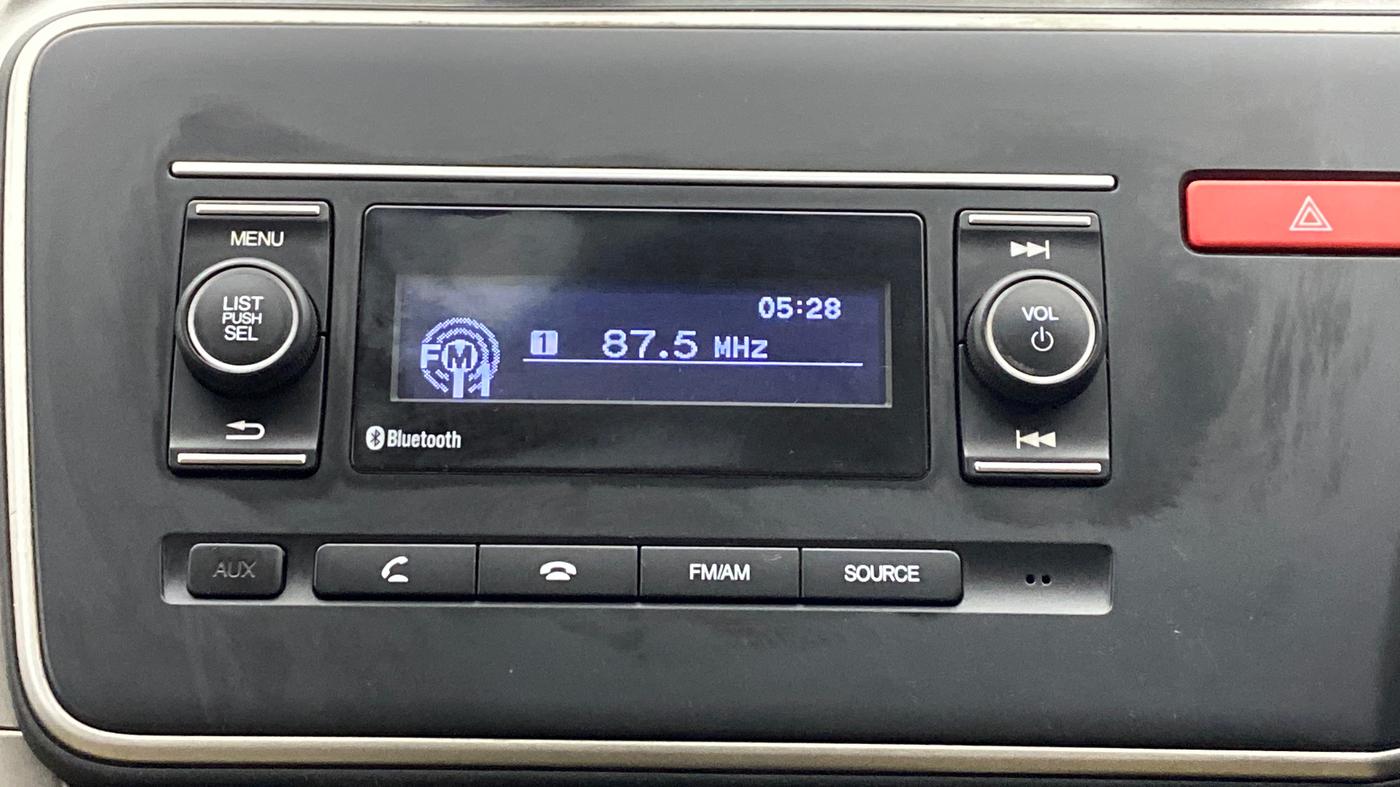 2014 Honda City S MT PETROL, Petrol, Manual, 1,00,009 km, Infotainment System