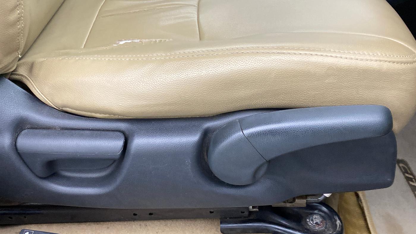 2014 Honda City S MT PETROL, Petrol, Manual, 1,00,009 km, Driver Side Adjustment Panel