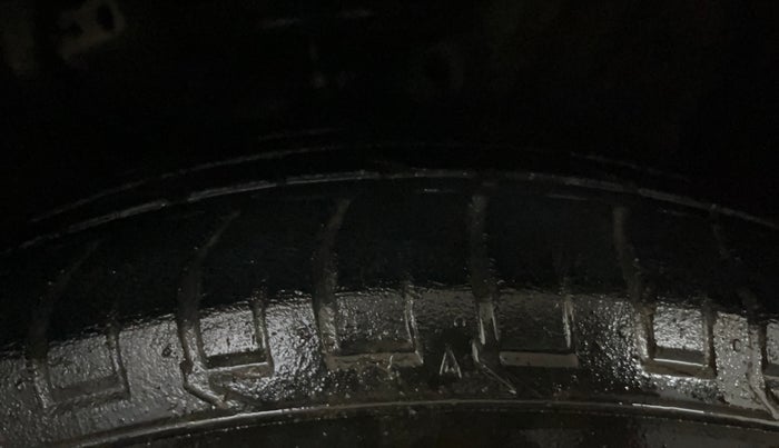 2017 Hyundai Creta SX PLUS AT 1.6 PETROL, Petrol, Automatic, 36,708 km, Right Front Tyre Tread