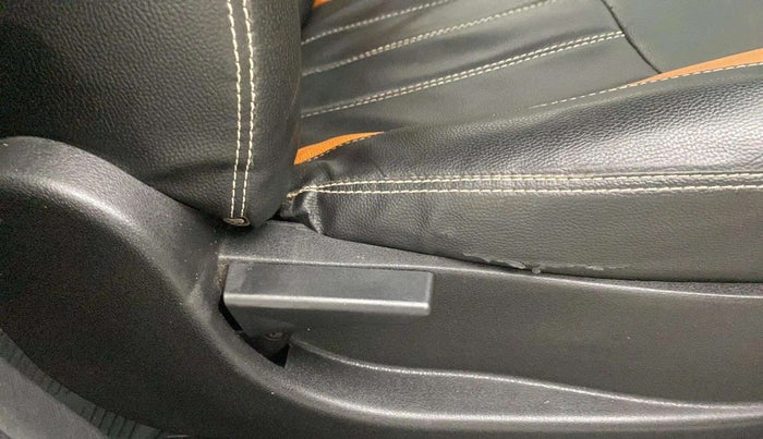 2019 Tata NEXON XM DIESEL, Diesel, Manual, 66,571 km, Driver Side Adjustment Panel