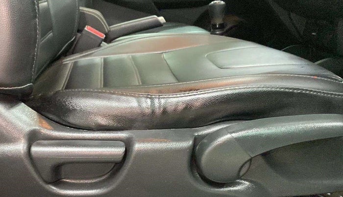 2017 Honda WR-V 1.5L I-DTEC VX MT, Diesel, Manual, 52,702 km, Driver Side Adjustment Panel