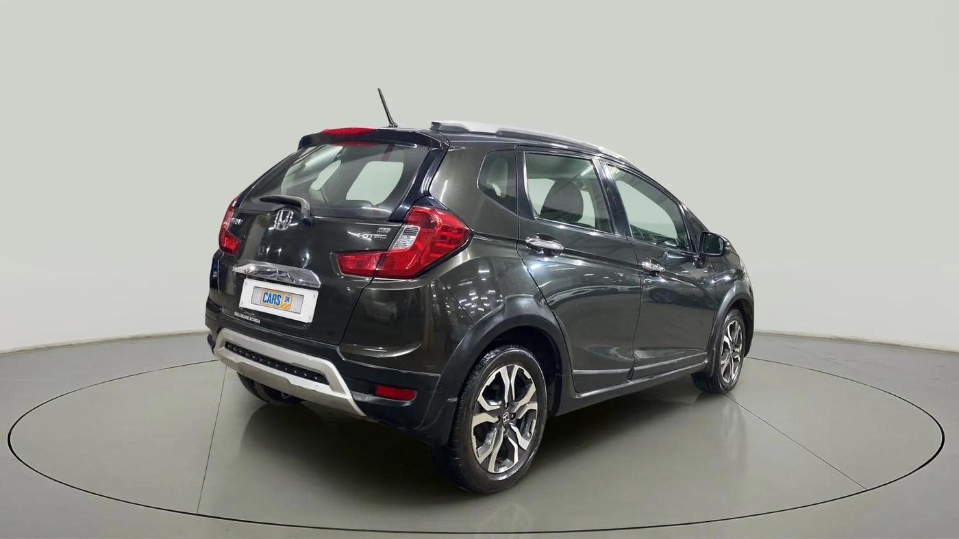 2017 Honda WR-V 1.5L I-DTEC VX MT, Diesel, Manual, 52,702 km, Right Back Diagonal