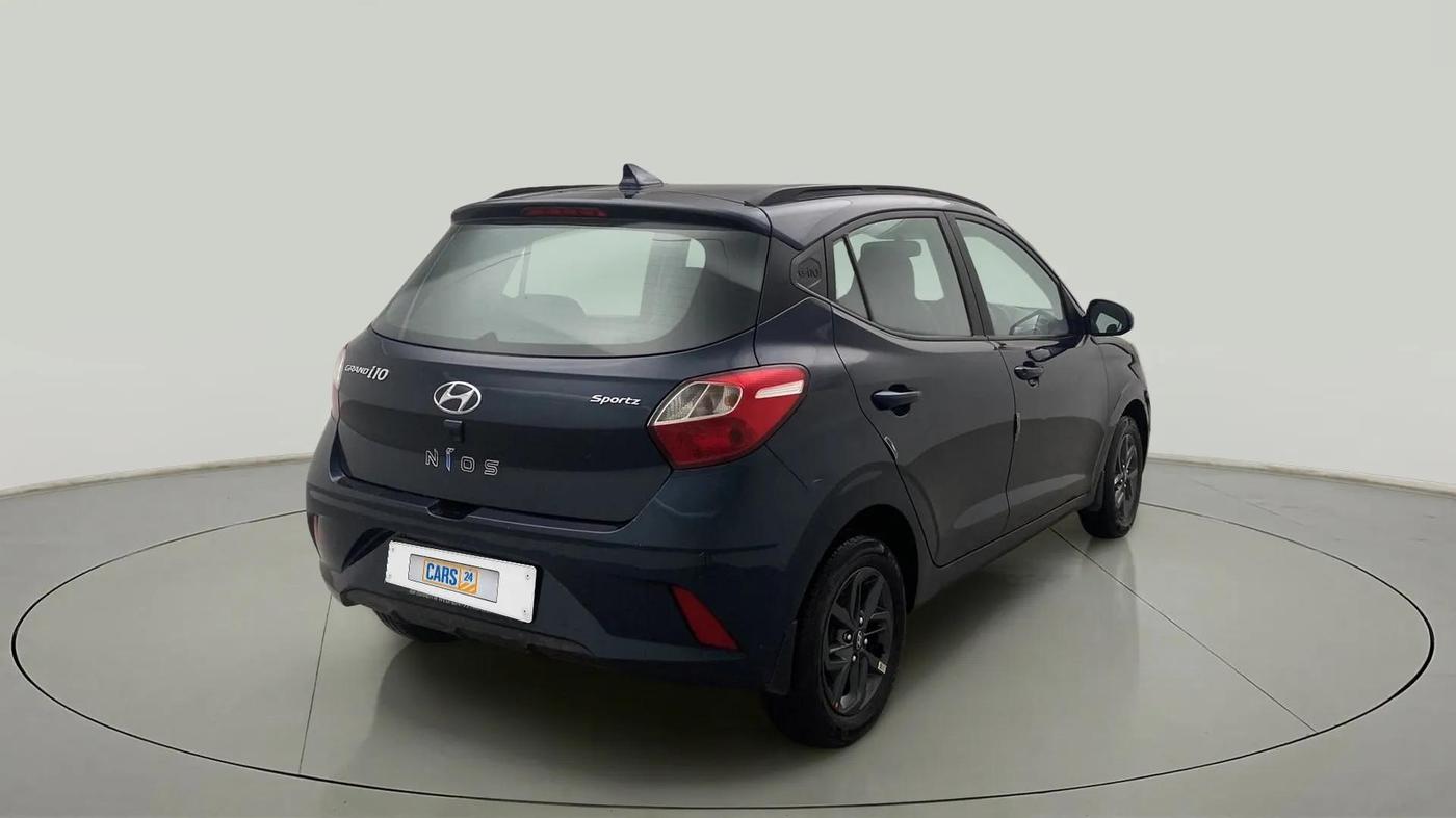 2022 Hyundai GRAND I10 NIOS SPORTZ 1.2 KAPPA VTVT, Petrol, Manual, 17,979 km, Right Back Diagonal