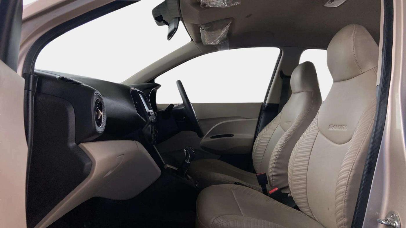 2019 Hyundai NEW SANTRO SPORTZ AMT, Petrol, Automatic, 33,398 km, Right Side Front Door Cabin