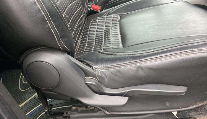 2017 Maruti Baleno ZETA PETROL 1.2, Petrol, Manual, 48,935 km, Driver Side Adjustment Panel