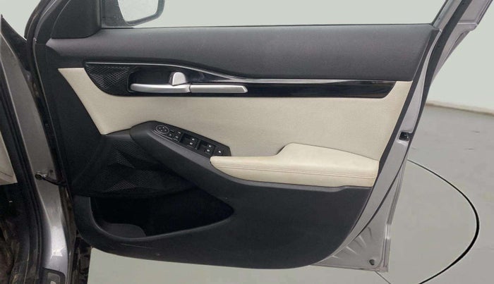 2021 KIA SELTOS HTX 1.5 PETROL, Petrol, Manual, 49,510 km, Driver Side Door Panels Control