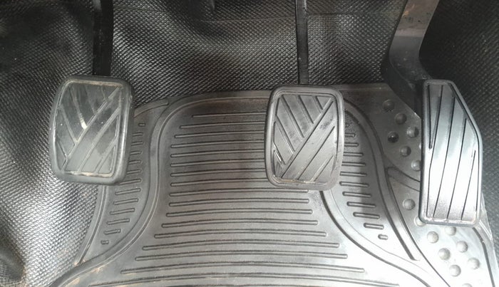 2015 Maruti Celerio VXI, Petrol, Manual, 97,185 km, Pedals