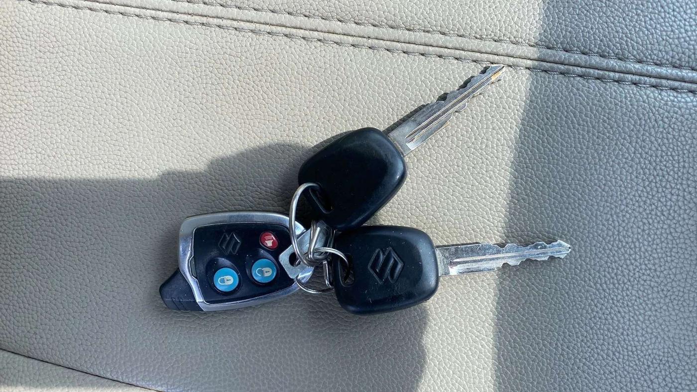 2015 Maruti Celerio VXI, Petrol, Manual, 97,185 km, Key Close Up