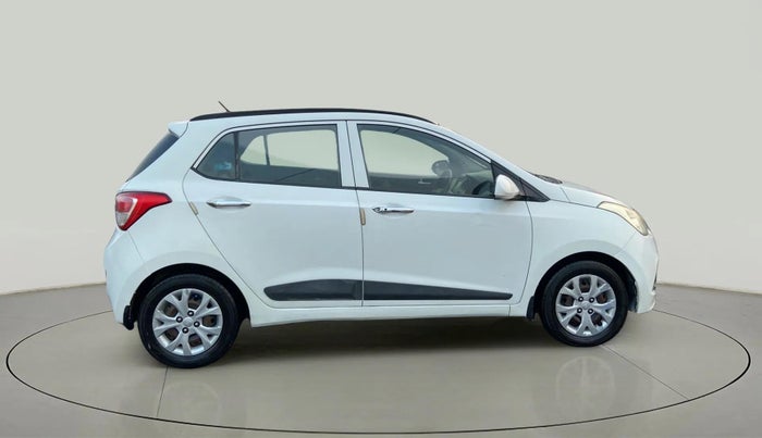 2014 Hyundai Grand i10 SPORTZ 1.2 KAPPA VTVT, Petrol, Manual, 81,872 km, Right Side View