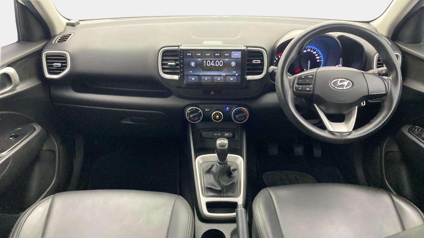 2022 Hyundai VENUE S 1.2, Petrol, Manual, 11,034 km, Dashboard