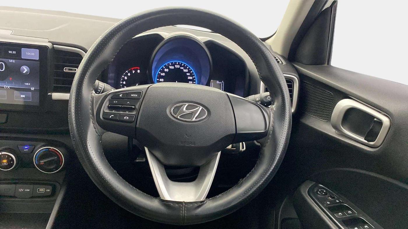 2022 Hyundai VENUE S 1.2, Petrol, Manual, 11,034 km, Steering Wheel Close Up