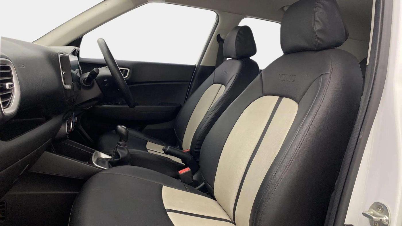 2022 Hyundai VENUE S 1.2, Petrol, Manual, 11,034 km, Right Side Front Door Cabin