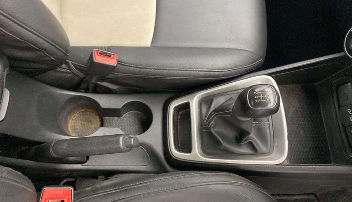2022 Hyundai VENUE S 1.2, Petrol, Manual, 11,034 km, Gear Lever