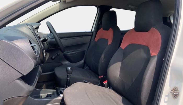 2016 Renault Kwid RXL, Petrol, Manual, 58,107 km, Right Side Front Door Cabin