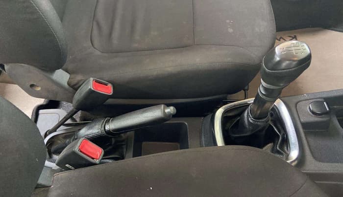 2016 Renault Kwid RXL, Petrol, Manual, 58,107 km, Gear Lever