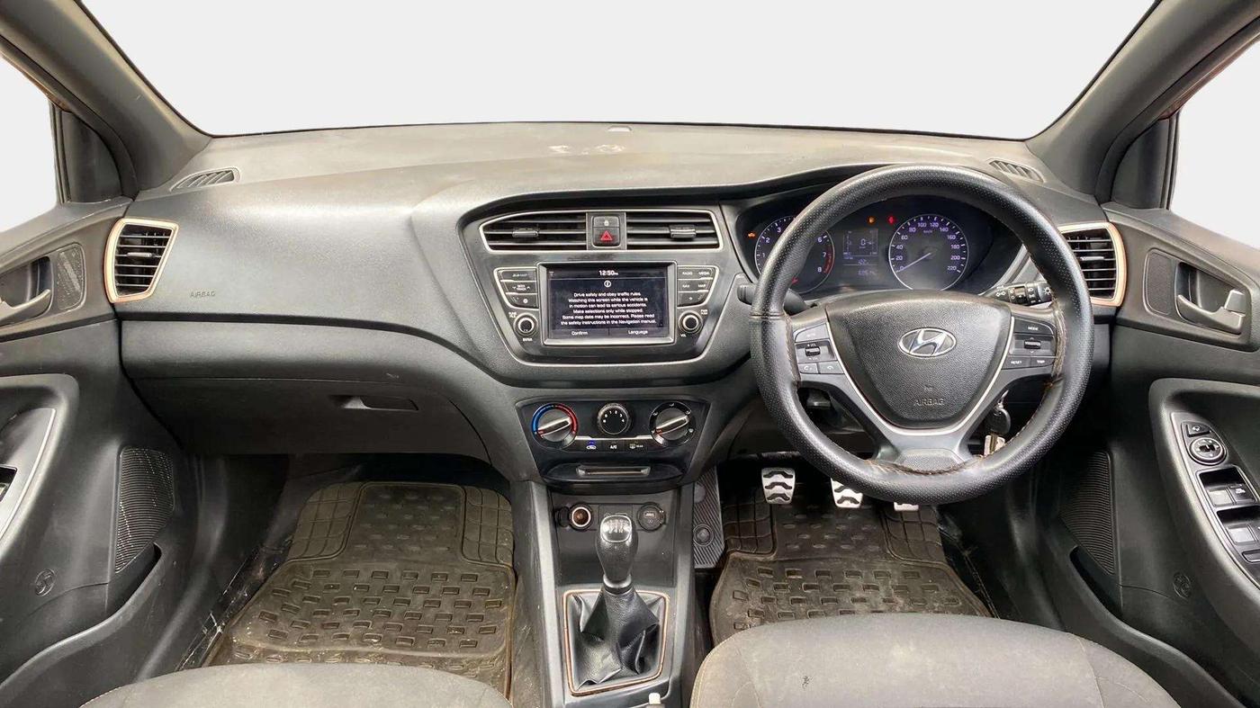 2018 Hyundai i20 Active 1.2 S, Petrol, Manual, 69,723 km, Dashboard