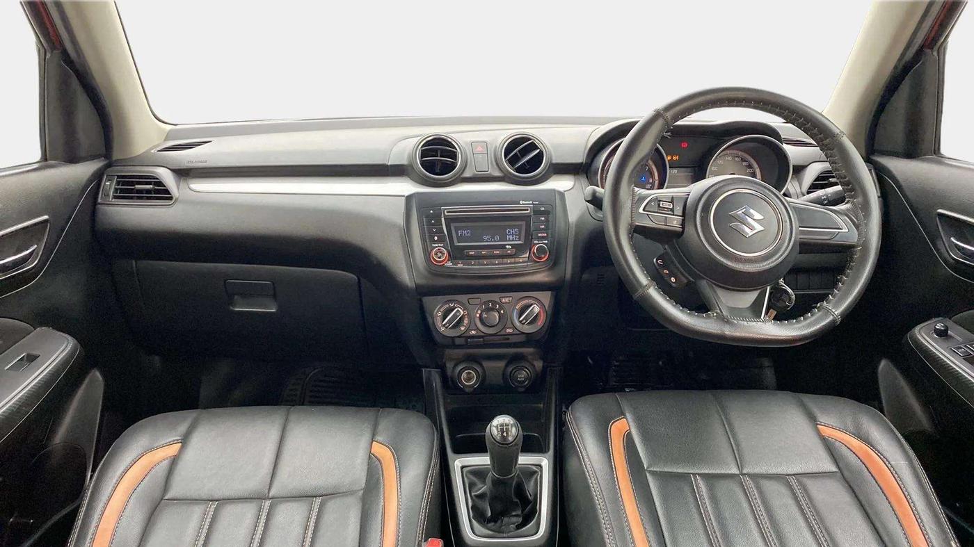 2018 Maruti Swift VXI, Petrol, Manual, 43,901 km, Dashboard