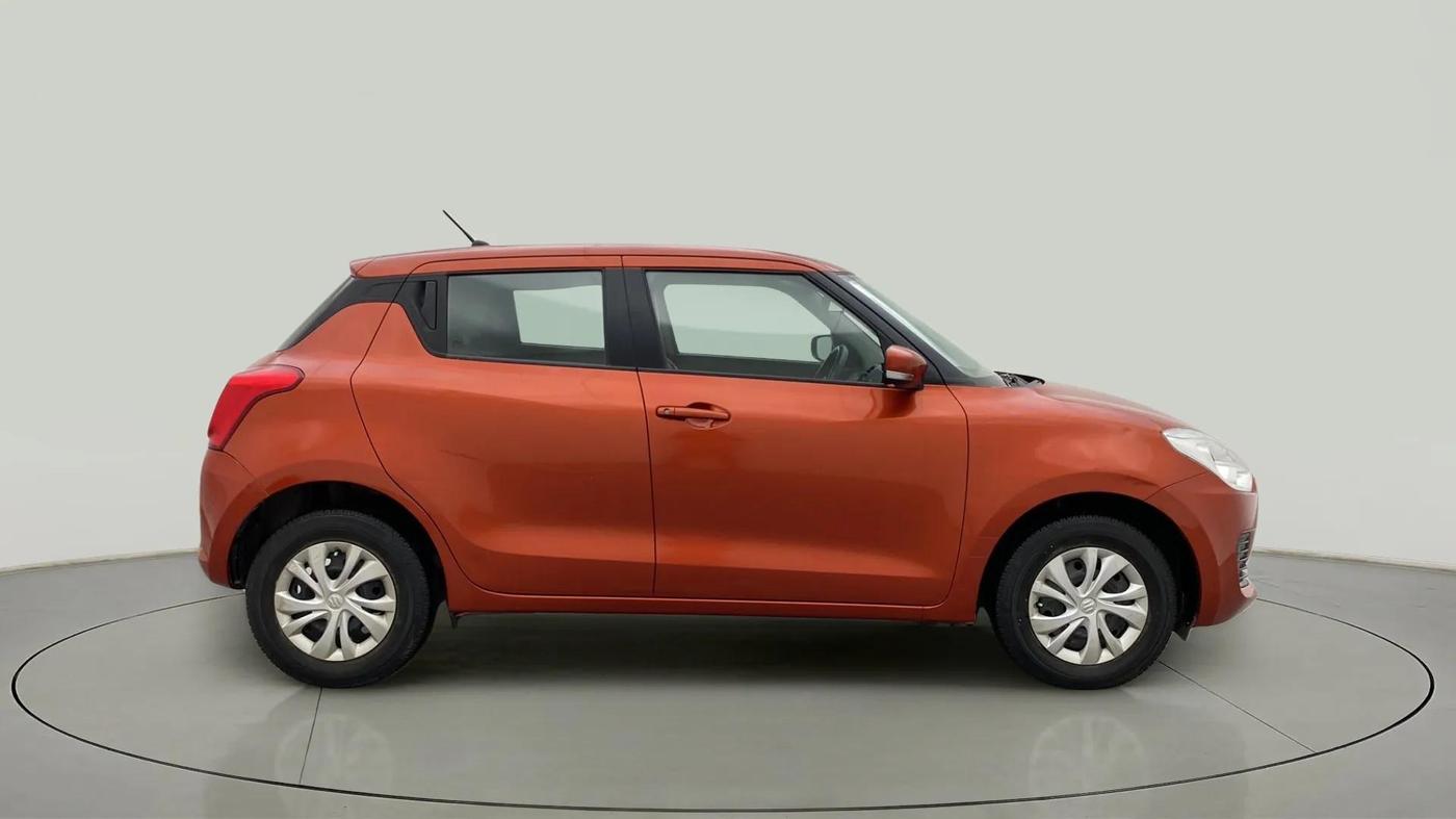 2018 Maruti Swift VXI, Petrol, Manual, 43,901 km, Right Side View